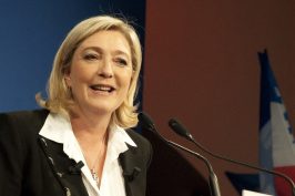 Assistants parlementaires européens : qu’est-ce qui est reproché à Marine Le Pen ?