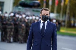 Emmanuel Macron, criminel de guerre ? A propos du sort réservé aux enfants français retenus en Syrie et de la « plainte » déposée à la Cour pénale internationale